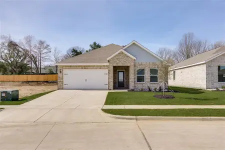 New construction Single-Family house 729 Layton Ct, Seagoville, TX 75159 plan Elder - image