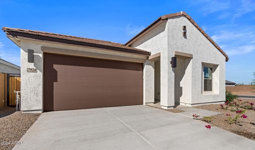 New construction Single-Family house 7920 N 79Th Dr, Glendale, AZ 85303 null- photo 1 1