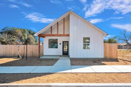 New construction Single-Family house 1535 Lennon St, San Antonio, TX 78223 - image