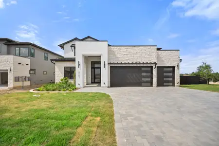 New construction Single-Family house 10105 Cressida Bnd, Austin, TX 78730 Aspen- photo 0