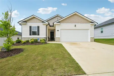 New construction Single-Family house 8592 Seabiscuit Rd, Lithonia, GA 30058 plan Macon - image