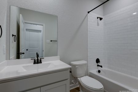 New construction Single-Family house 137 Beveridge, Seguin, TX 78155 plan Alyssa - image 11