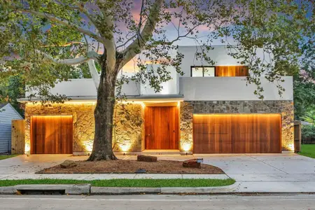 New construction Single-Family house 11801 Barryknoll Ln, Houston, TX 77024 null- photo 0