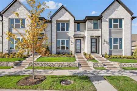 New construction Townhouse house 9613 Dahlia Blvd, Mesquite, TX 75126 - image