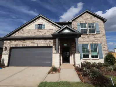 New construction Single-Family house 32226 Morning Luster Ct, Fulshear, TX 77441 plan Whitley - Premier Series - image