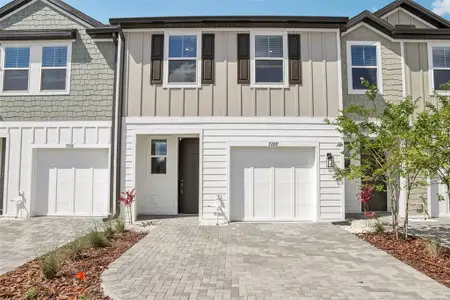 New construction Townhouse house 7288 Deer Valley Cir, Tampa, FL 33635 null- photo 0
