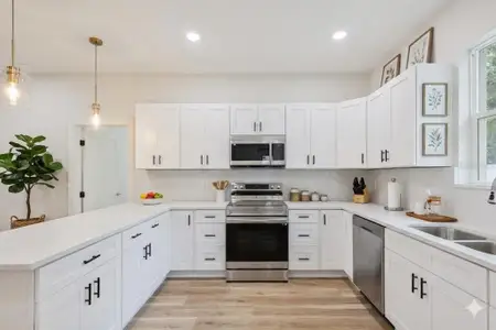 New construction Single-Family house 809 E 131St Ave, Tampa, FL 33612 - image