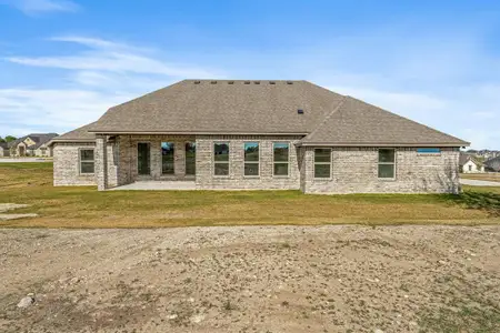 New construction Single-Family house 1064 Uplift Dr, Weatherford, TX 76087 - image 2
