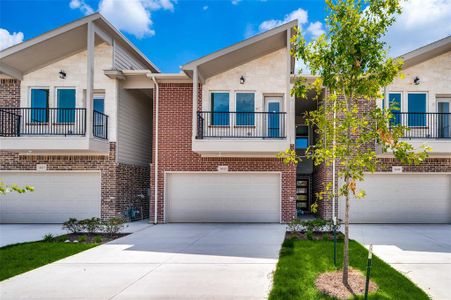 New construction Townhouse house 5613 Woodlands Drive, The Colony, TX 75056 Nassau B- photo 0 0