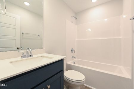 New construction Single-Family house 101 Hill Valley Dr, La Grange, NC 28551 - image 9