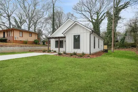 New construction Single-Family house 672 Commercial Ave Nw, Atlanta, GA 30318 - image