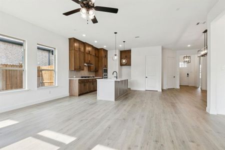 New construction Single-Family house 5405 Bardwell Dr, Denton, TX 76226 plan Monterey - image 12