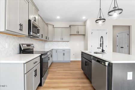 New construction Single-Family house 104 Hudson Village Dr, La Grange, NC 28551 plan Kinsey - image