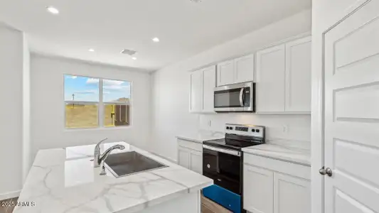 New construction Single-Family house 18831 E Elsa Dr, Gold Canyon, AZ 85118 plan Ashburn - image