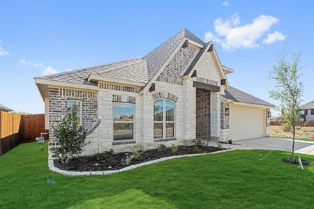 New construction Single-Family house 1013 Hickory Chase Dr, Godley, TX 76044 null- photo 2 2