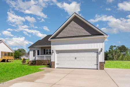 New construction Single-Family house 143 Royal Ave, Selma, NC 27576 - image