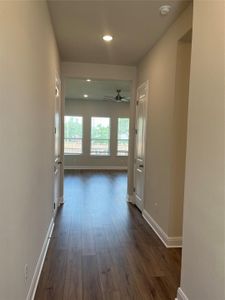 New construction Single-Family house 131 Courage Dr, Kyle, TX 78640 null- photo 7 7