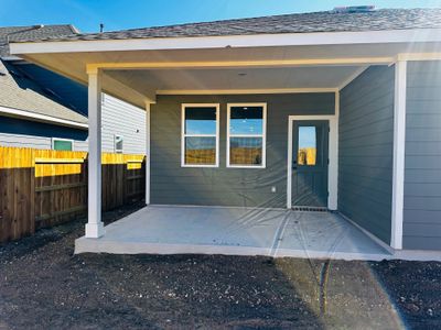 New construction Single-Family house 609 Henry Milton Rd, Georgetown, TX 78626 plan Brodie - image 17