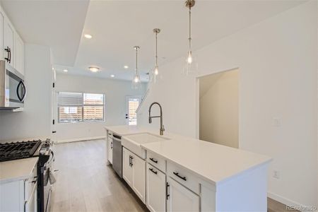 New construction Townhouse house 15275 W 68Th Pl, Arvada, CO 80007 Reihenhaus- photo 4 4