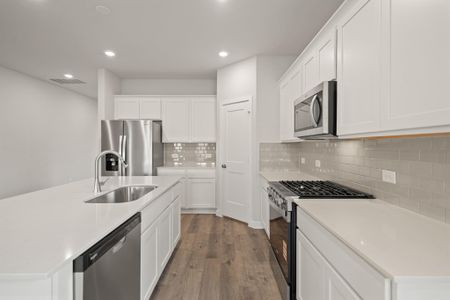 New construction Single-Family house 2125 Soriah Ct, Brookshire, TX 77423 plan Savannah - image 8
