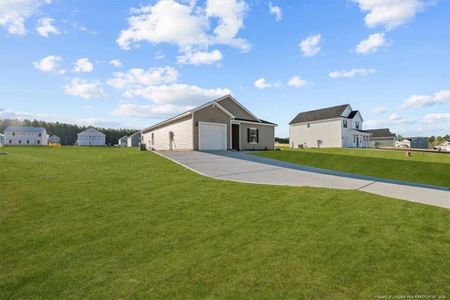 New construction Single-Family house 266 Happy Trail Rd, Aberdeen, NC 28315 plan Embark - image