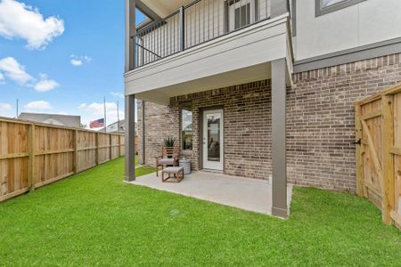 New construction Single-Family house 10043 Nectar Path, Iowa Colony, TX 77583 Capeside - Courtyard Collection- photo 0