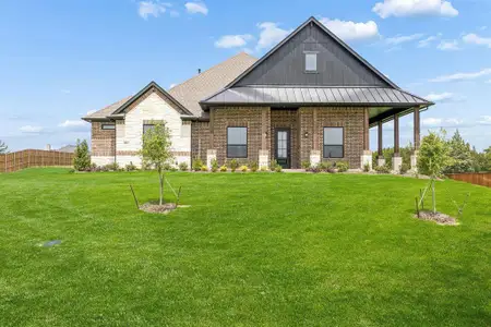 New construction Single-Family house 4811 Bonanza Dr, Midlothian, TX 76065 plan Henderson - image