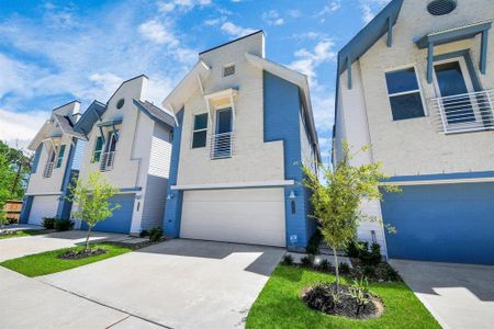 New construction Single-Family house 1047 Glenn Ave, Houston, TX 77088 null- photo 2 2