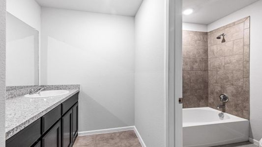 New construction Single-Family house 10529 Dovetail Ln, Crowley, TX 76036 null- photo 16 16