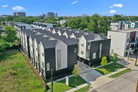 New construction Townhouse house 2245 Aarhus Wy, Dallas, TX 75204 - image