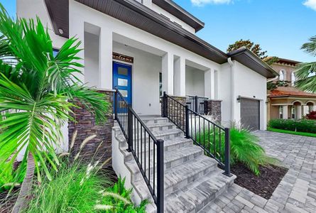 New construction Single-Family house 1406 Alhambra Dr, Apollo Beach, FL 33572 - image