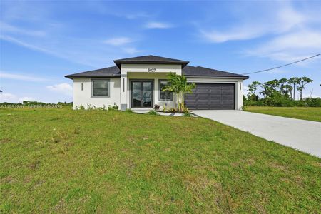 New construction Single-Family house 9027 Bamboo Cir, Labelle, FL 33935 - image