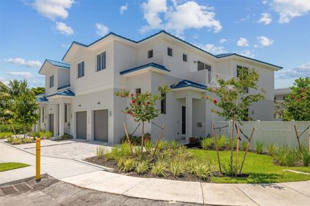 New construction Townhouse house 554 N Riverside Dr, Unit B, Pompano Beach, FL 33062 - image
