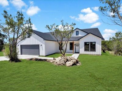 New construction Single-Family house 650 Anglers Rdg, Bluff Dale, TX 76433 - image