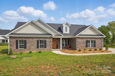 New construction Single-Family house 3013 Isle Ln, Monroe, NC 28110 - image