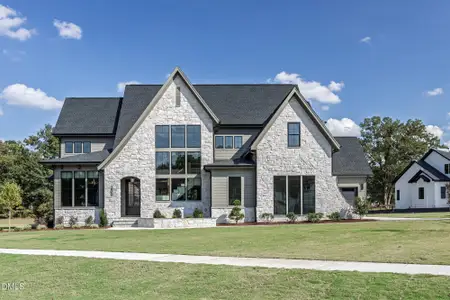 New construction Single-Family house 200 Meadow Walk Dr, Fuquay Varina, NC 27526 - image