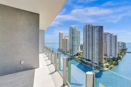 New construction Condo house 300 Se Biscayne Blvd Wy, Unit 2106W, Miami, FL 33131 - image