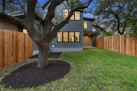 New construction Single-Family house 2611 Oak Crest Ave, Unit A, Austin, TX 78704 - image