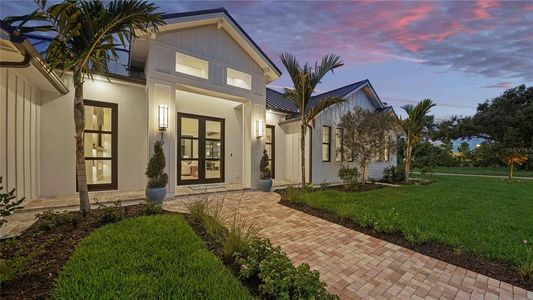 New construction Single-Family house 1915 Tulip Dr, Sarasota, FL 34239 - image