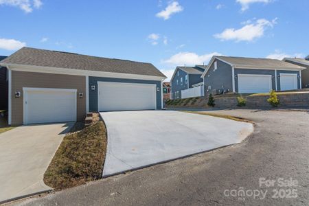 New construction Townhouse house 129 Cherry Springs Ln, Unit 12-A, Asheville, NC 28804 - image