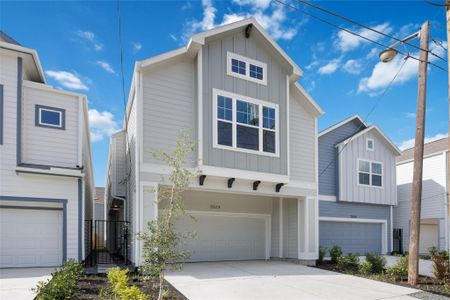 New construction Single-Family house 5523 Katy Fwy, Houston, TX 77007 - image