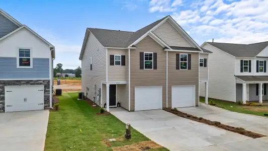 New construction Townhouse house 609 Seaborn Cir, Pendleton, SC 29670 plan Palomino - image