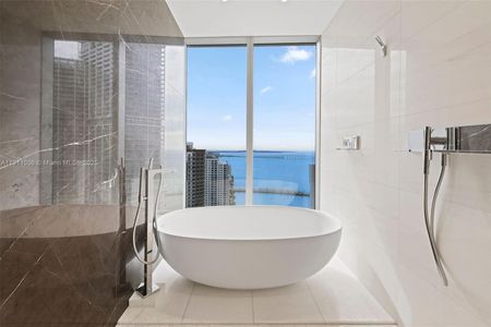 New construction Condo house 300 Biscayne Blvd Wy, Unit 3404, Miami, FL 33131 - image 10