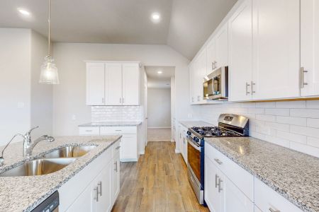 New construction Single-Family house 133 Hudson Ln, Justin, TX 76247 plan Fairfield - 50' Smart Series - image 5