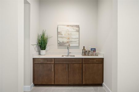 New construction Single-Family house 7902 Hopewell Ln, Houston, TX 77071 - image 12