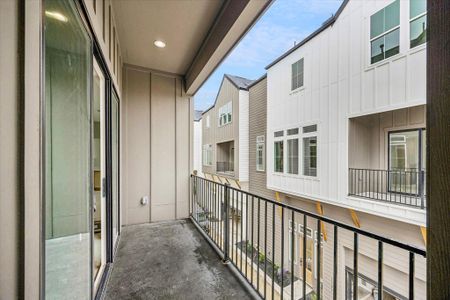 New construction Single-Family house 1187 W 19Th St, Houston, TX 77008 - image 3
