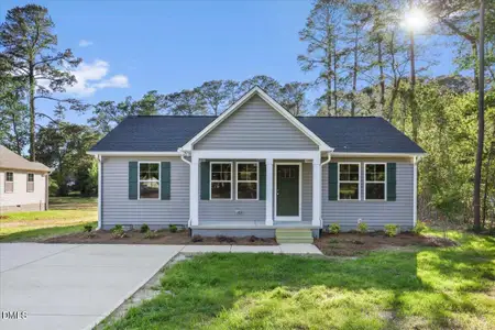 New construction Single-Family house 305 N West St, Roseboro, NC 28382 - image