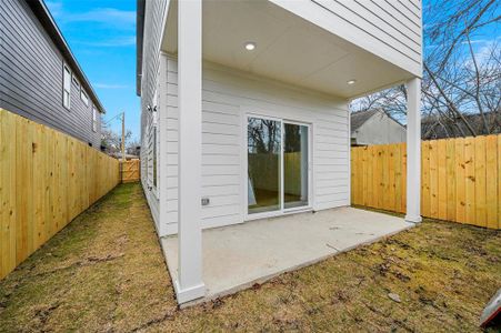 New construction Single-Family house 2331 Bethurum Ave, Dallas, TX 75215 null- photo 22 22