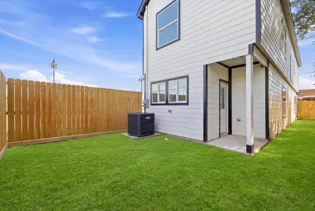 New construction Single-Family house 116 S 3Rd St, La Porte, TX 77571 - image