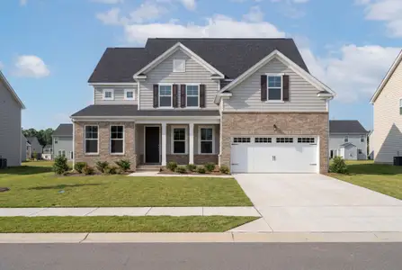 New construction Single-Family house 104 Gallant Pines Dr, Holly Springs, NC 27539 plan The Crawford - image